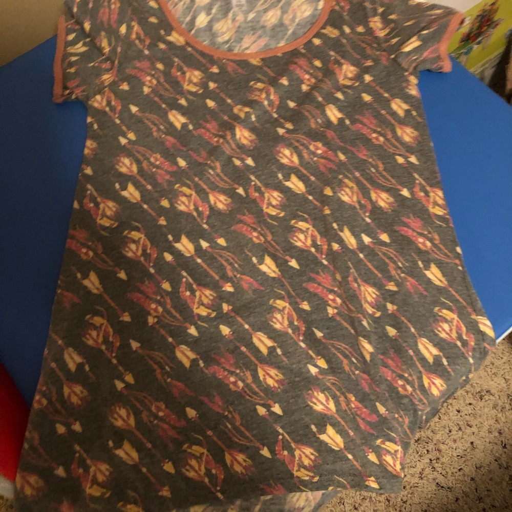 Classic t lularoe